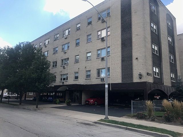 2nd image of 8245 Belmont Ave APT 2l