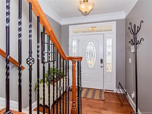 5th image of 385 Stansbury Dr