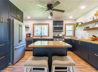 1677 Upland Trl, Prole, IA 50229