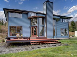 6735 NE Admiralty Ln, Hansville, WA 98340