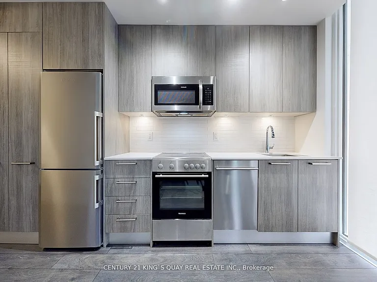 28 Wellesley St E #1501 — Photo 19