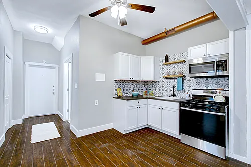 438 Pruitt Ave #1 Photo 1