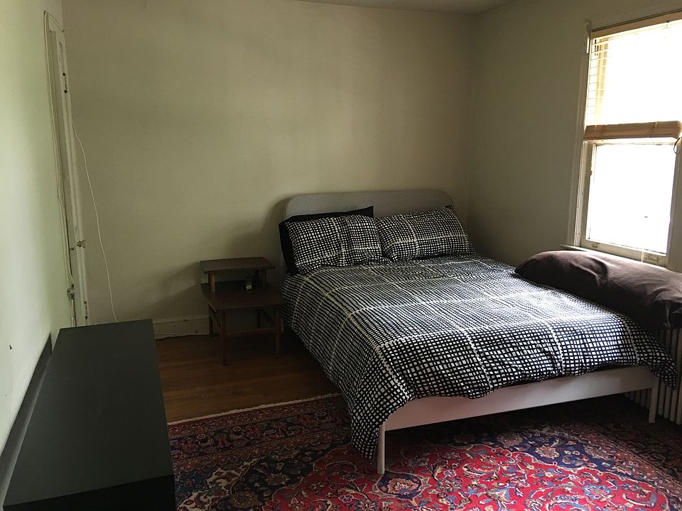 Front bedroom