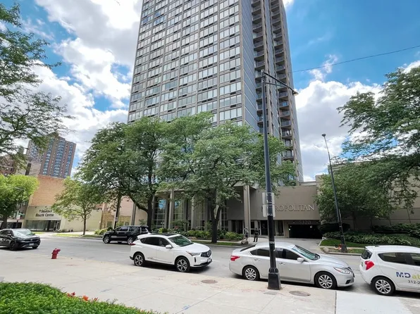 5320 N Sheridan Rd APT 2110, Chicago, IL 60640