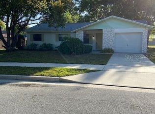 305 Helena Ct, Sanford, FL 32773