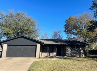 10723 E 16th Pl, Tulsa, OK 74128