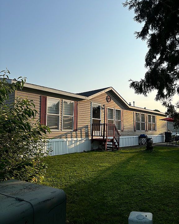 1st image of 3621 W Wembley Ln