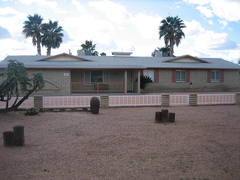 E Thunderbird Rd — Photo 39