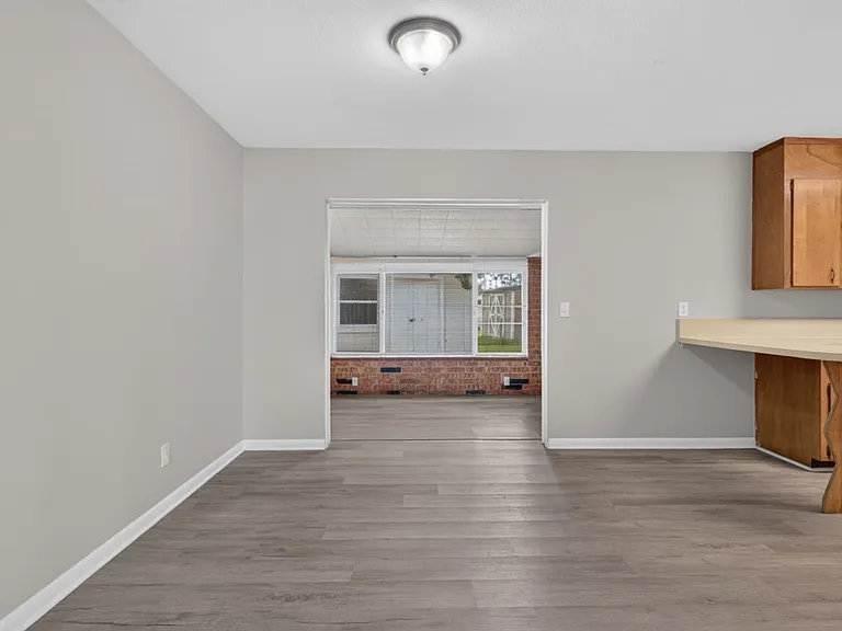 5503 Boeing Dr — Photo 24