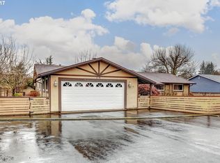 6891 SE Clackamas Rd, Milwaukie, OR 97267