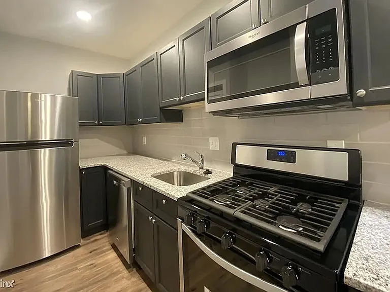 785 S 2nd St #2RR — Photo 7