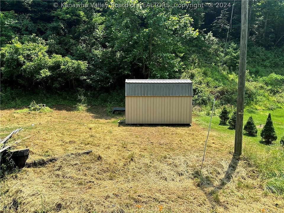 2nd image of 2590 Eighteen Mile Creek Rd