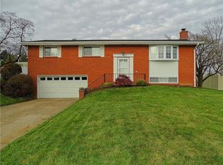11 Stoden Dr, Greensburg, PA 15601