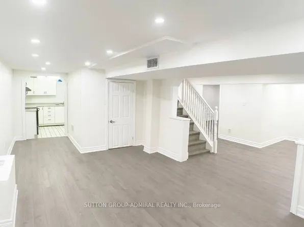 7 Judith Ave #Basement, Vaughan, ON L4J 7J3