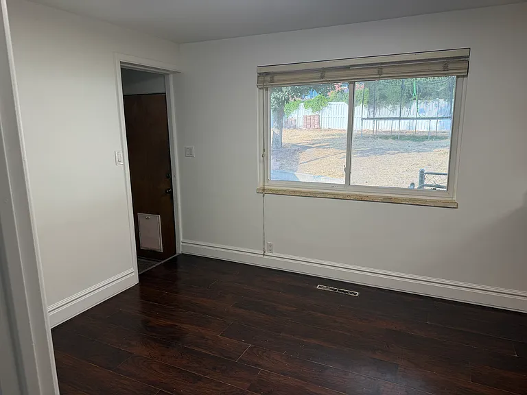 1134 N Cherry Ln — Photo 6