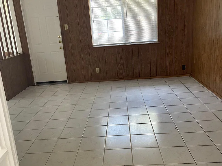 5239 Round Table Dr — Photo 13