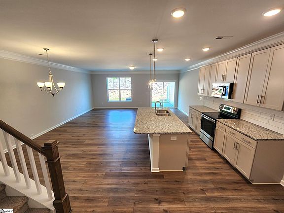 3rd image of 110 Cross Arbor Dr Lot 10
