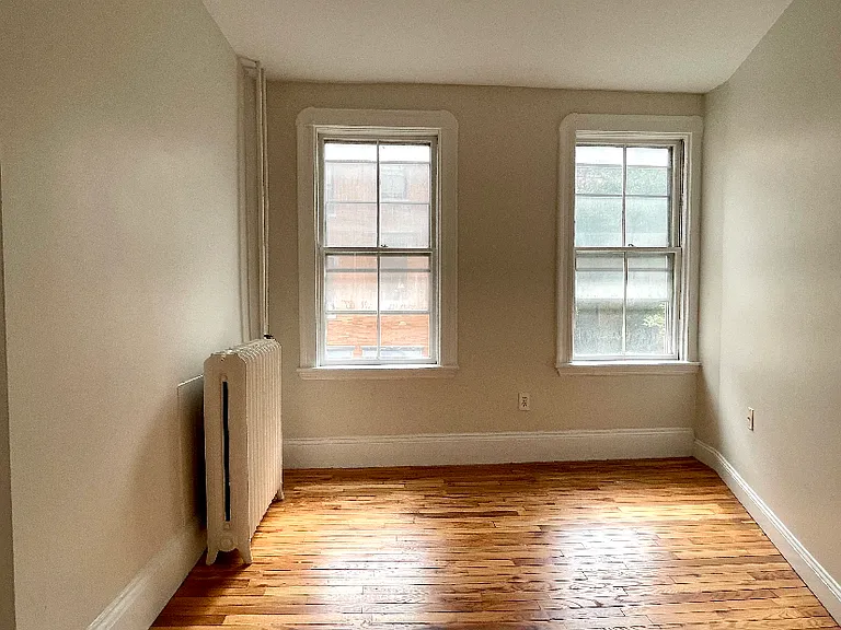 13 Anderson St #2 — Photo 5