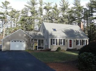 22 Randall Rd, Rochester, MA 02770