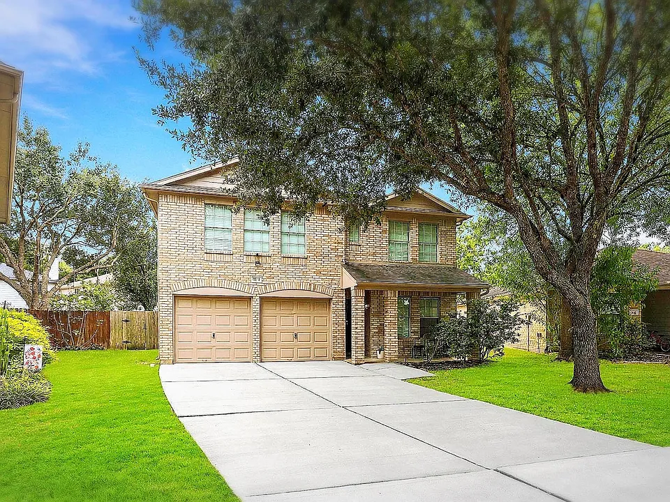 19711 Canyon Gate Ct