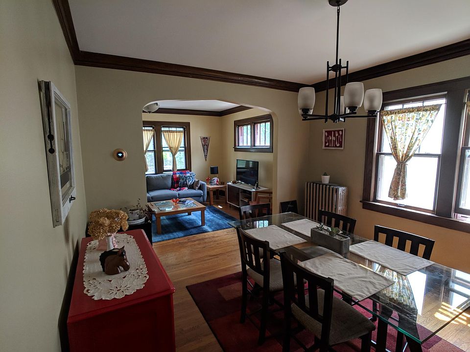 Dining Room: A classic space with a subtle arch.