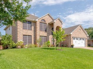 835 Valley Terrace Rd, Burleson, TX 76028