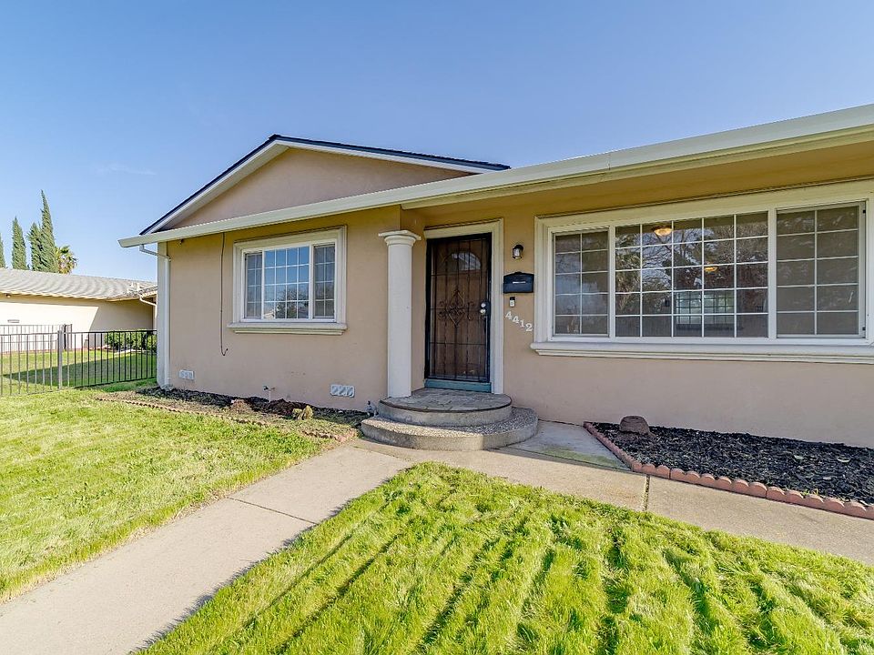 1st image of 4412 Penwith Way