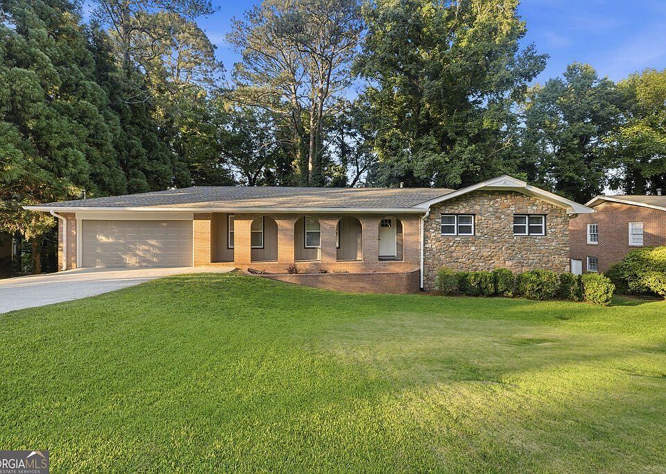 1st image of 2042 Lake Lucerne Dr SW