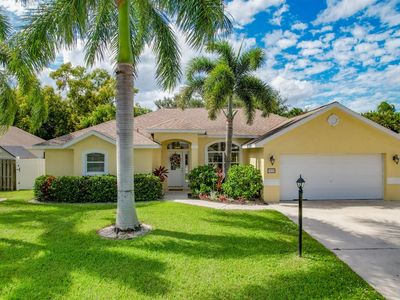 2020 NE Steven Ave, Jensen Beach, FL, 34957