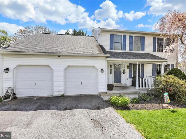 114 Eagles Ln, Sinking Spring, PA 19608