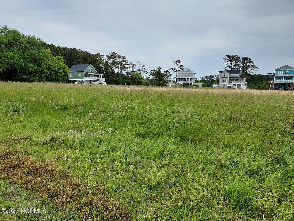 1st image of 300 Rowland Court