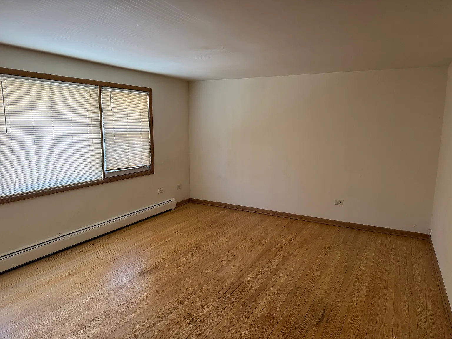 1 bed, 875 sqft, $1,425 — Photo 3