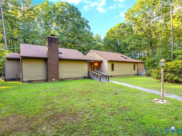 12298 Yowell Rd, Ashland, VA 23005