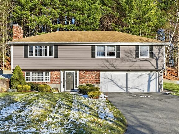 2nd image of 55 Ledgewood Rd