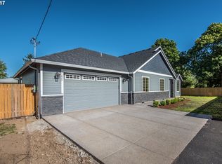 11820 SE Beckman Ave, Milwaukie, OR