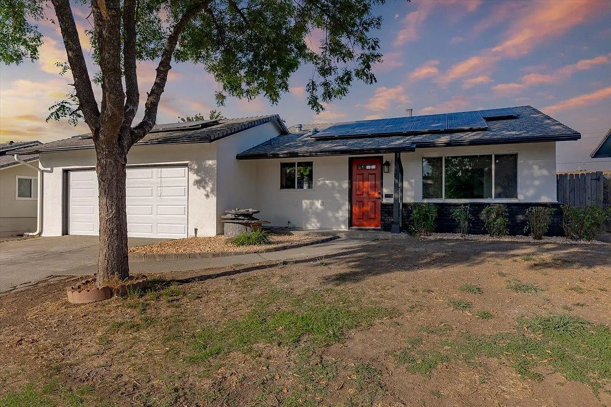 6930 Stoneman Dr photo 1
