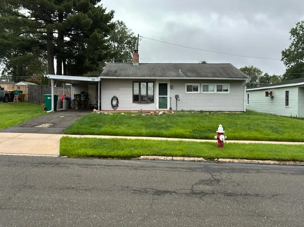 60 Gamewood Rd, Levittown, PA 19057