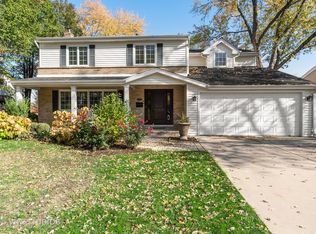 341 Pine St, Deerfield, IL 60015