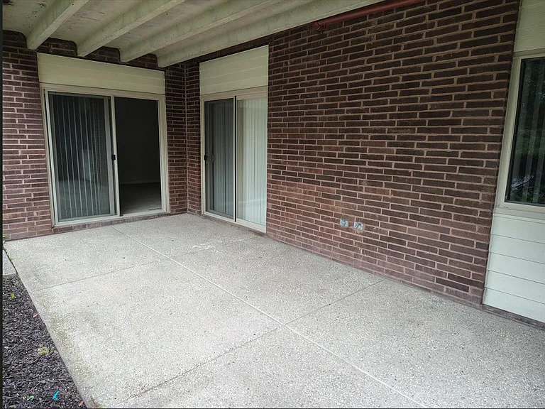 Residences at Pomona Park — Photo 22