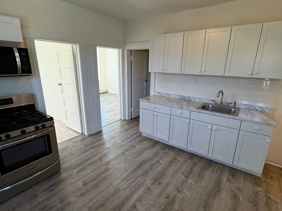 1st image of 178 Howe Ave