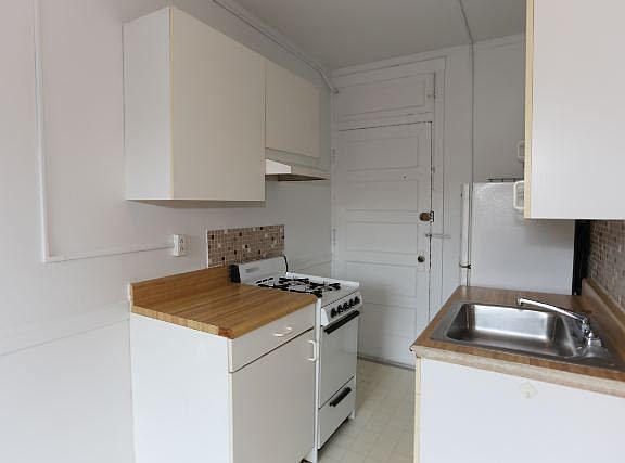 3rd image of 2906 N Mildred Ave APT 3K