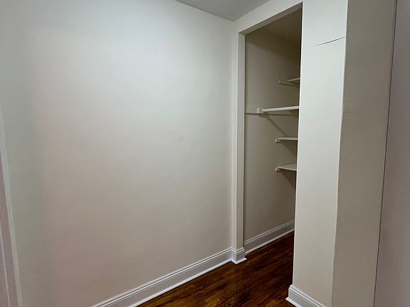 4th image of 2681 W 2nd St APT 2F
