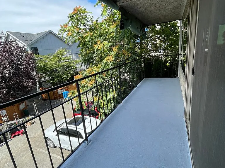 Franklin Apartments — Photo 30