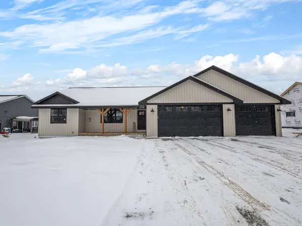 122 Park View Dr, Whitelaw, WI 54247