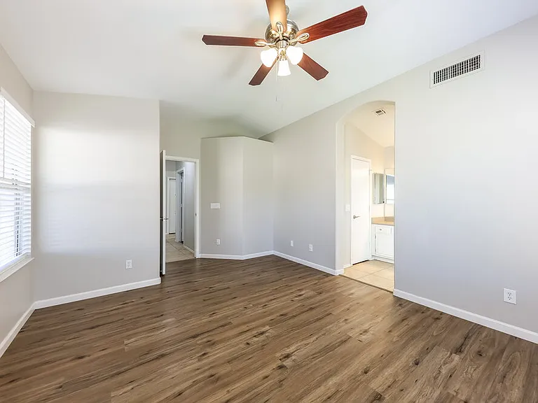 7427 W Tina Ln — Photo 11