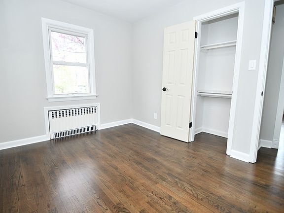 5th image of 17 Union Ave