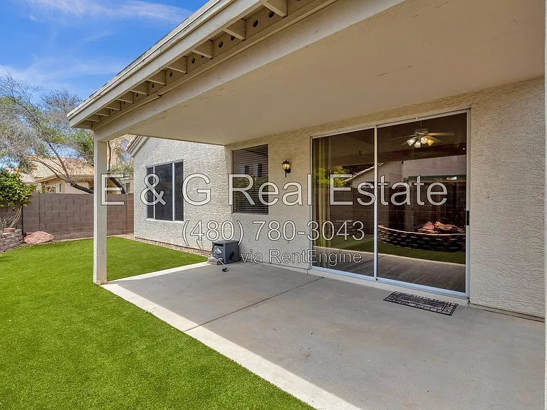 3261 W Ross Dr — Photo 31
