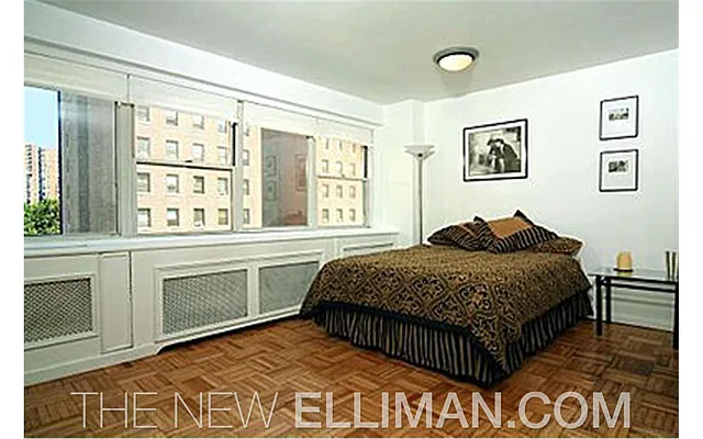 Rented by Douglas Elliman | media 15