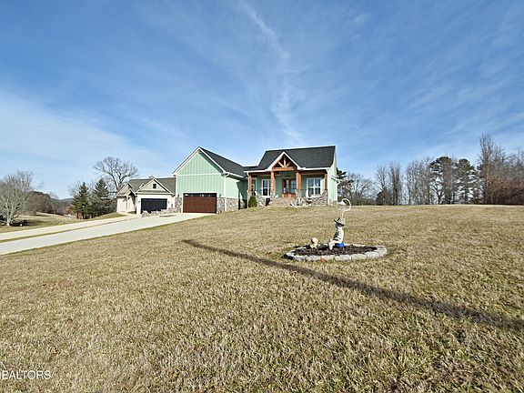 2nd image of 487 Peninsula Point