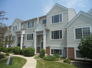 3367 Ravinia Cir, Aurora, IL 60504
